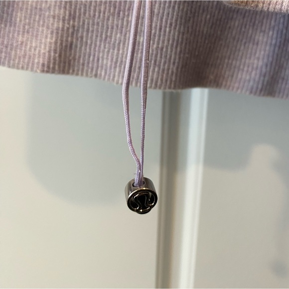 Lululemon Scuba Hoodie
Heathered Lilac / Lilac - Picture 3 of 4